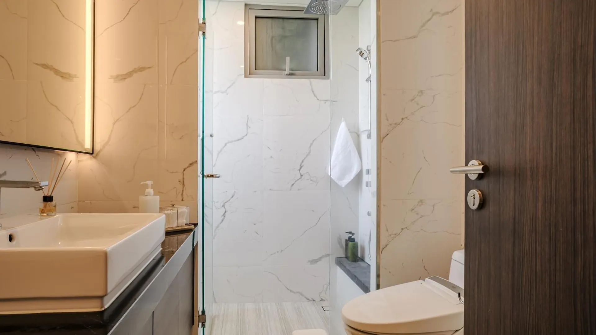 Lux Executive Residence @ Empire City By Circadian Ho Chi Minh City 0*,