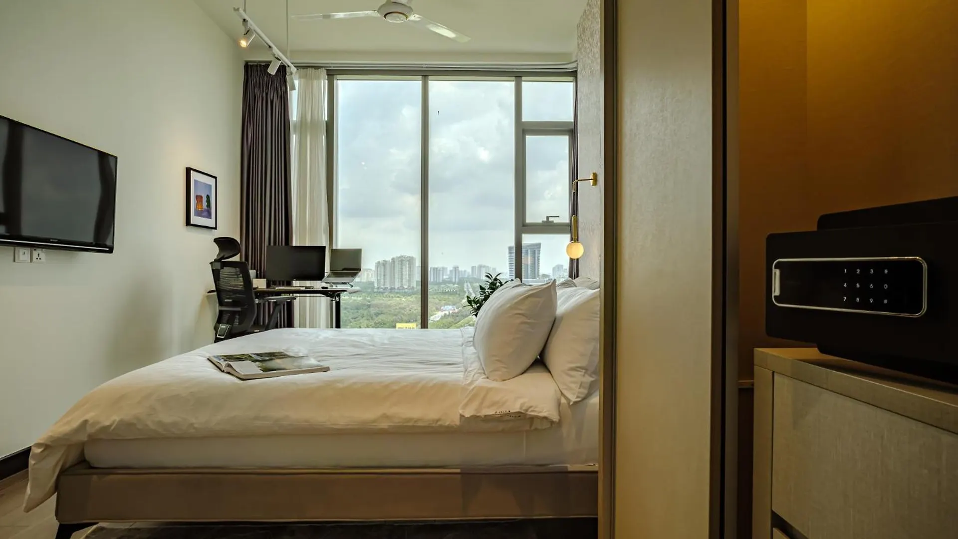 Lux Executive Residence @ Empire City By Circadian Ho Chi Minh City 0*,  Vietnam