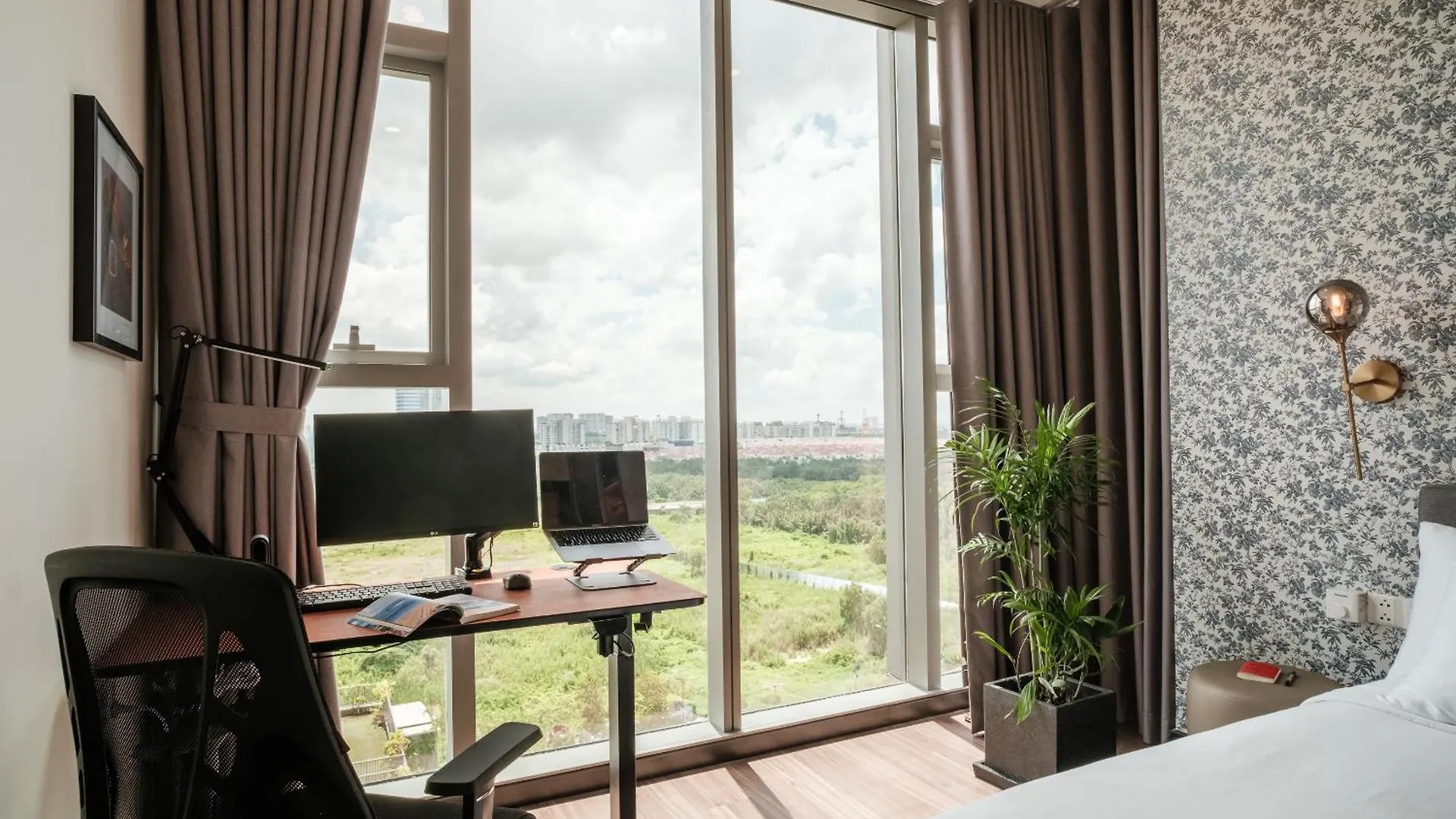 Lux Executive Residence @ Empire City By Circadian Ho Chi Minh City Vietnam